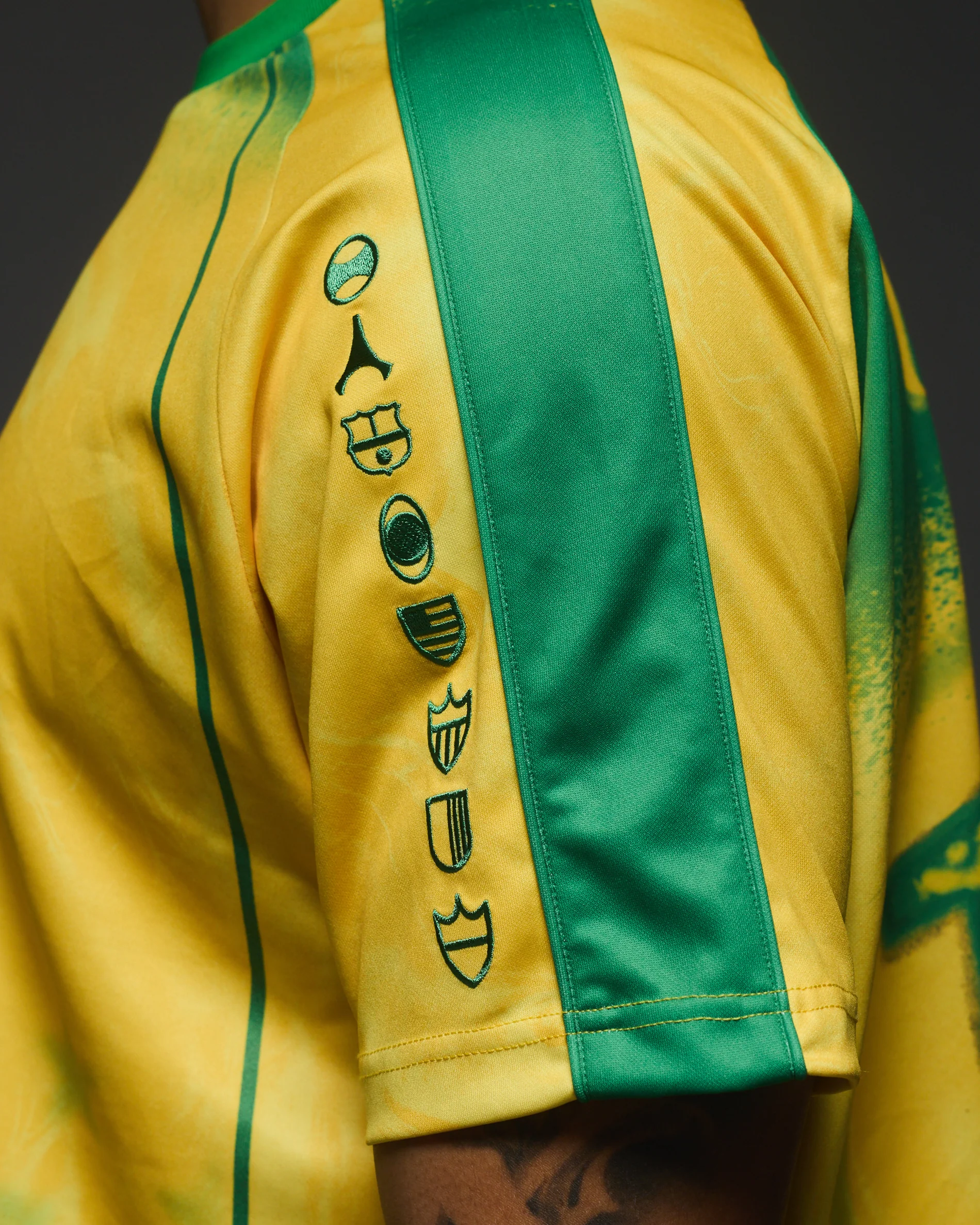 Dinho Retro Jersey - Image 4